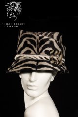 Sale60%off 【PHILIP TREACY】 コンチェルティーナ クロッシュハット