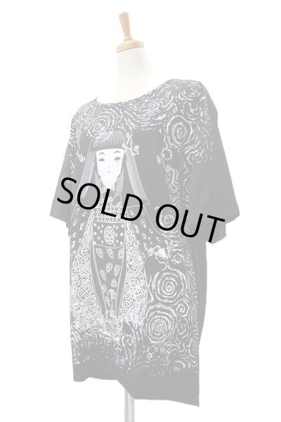 画像3: Sale30%off【FAR★STAR】 "日本人形 + BAD FEELING" 変形ビッグカットソー (3)