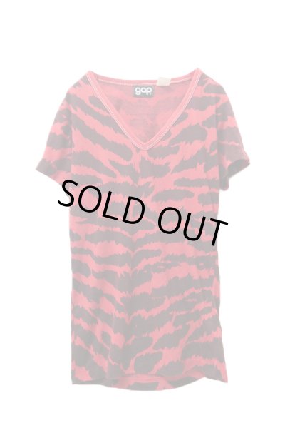 画像1: ▲ Vintage ▲ "GAP" 総柄VネックTシャツ (1)