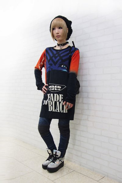 画像3:  【ZIG UR IDOL】 "FADE TO BLACK" フルプリントニットトップス (3)